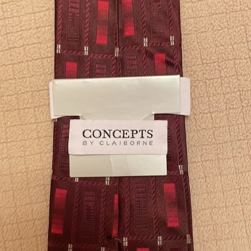 Concepts by Claiborne Silk Tie NWT